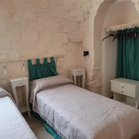 Valle D'Itria Trulli E Alcova Mikael Cisternino Exterior foto